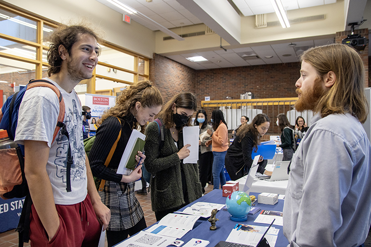 connections_recruiting_careerfairs